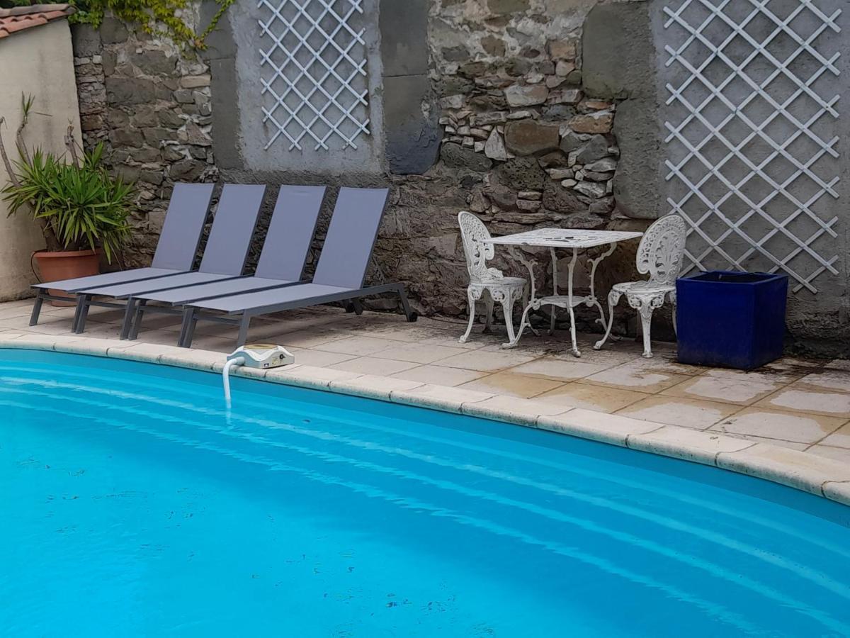 Le Gite De Sainte Valiere Piscine Et Spa Bagian luar foto