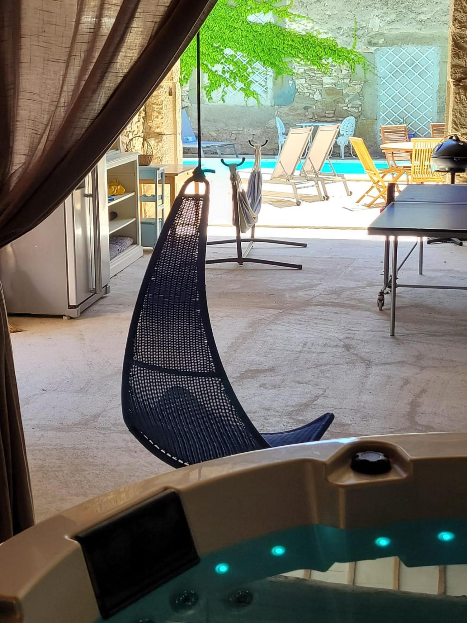 Le Gite De Sainte Valiere Piscine Et Spa Bagian luar foto